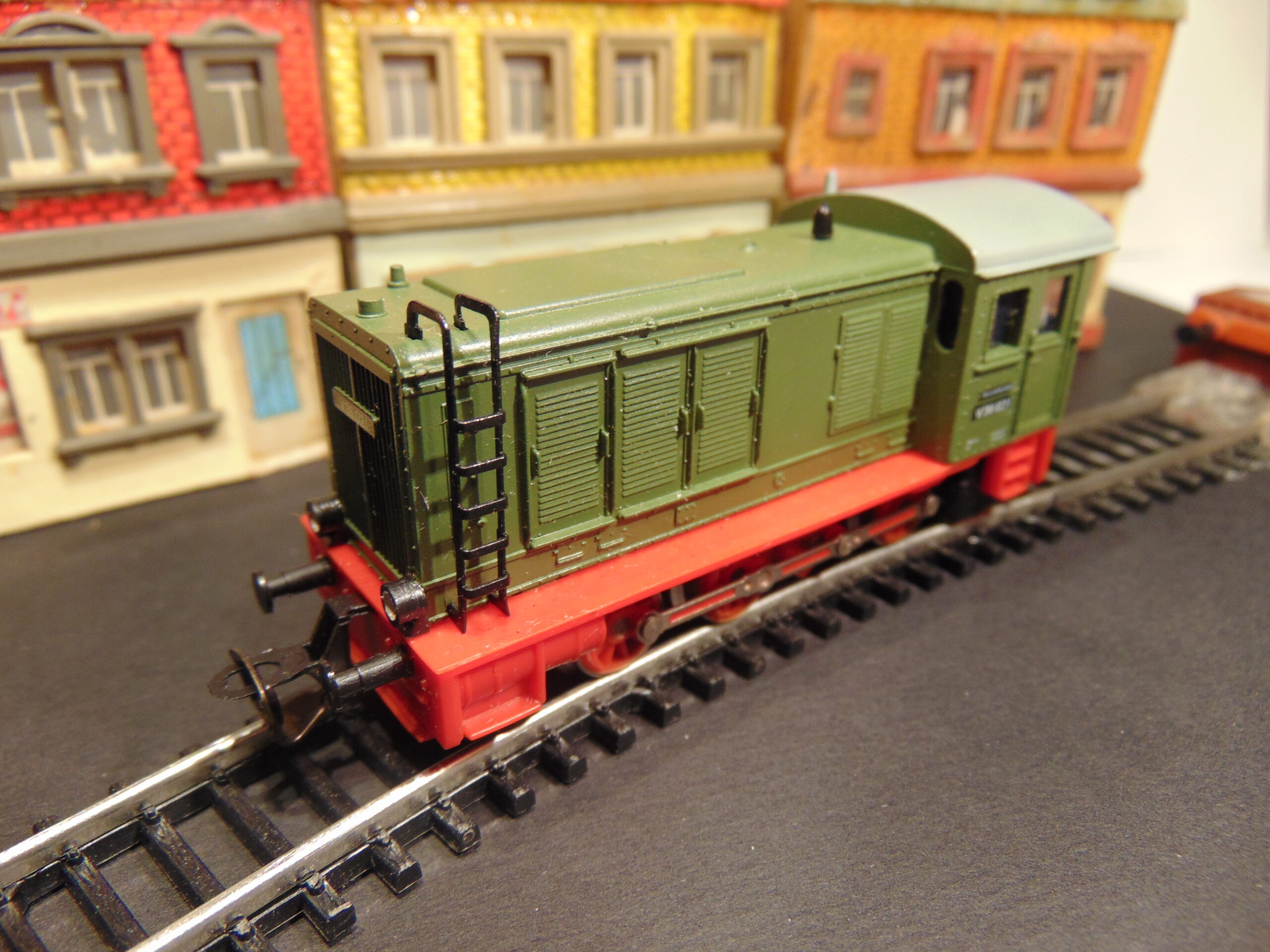 TT BTTB 02630 Diesellokomotive V 36 -021 DR/III grün